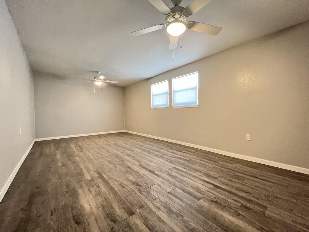 408 Ramona Avenue - Photo 13