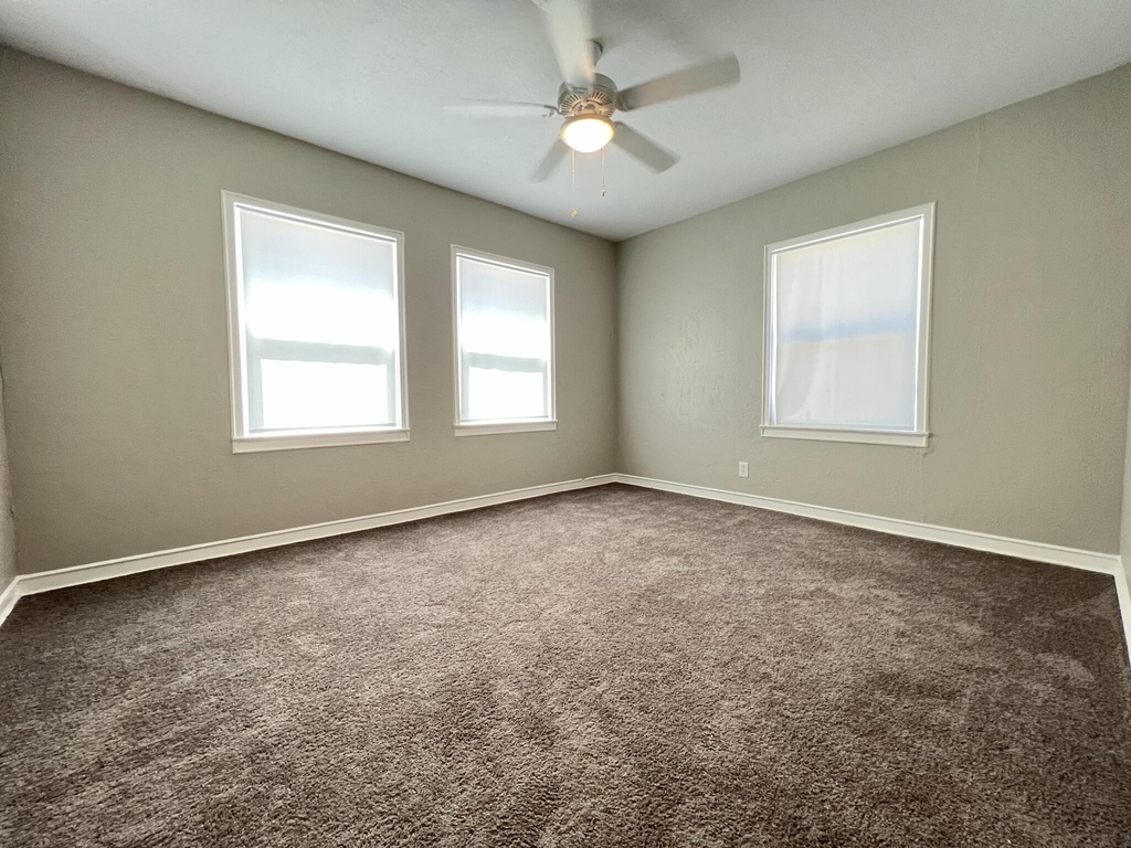 408 Ramona Avenue - Photo 17