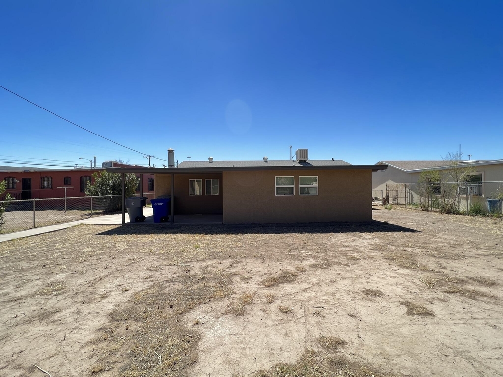 408 Ramona Avenue - Photo 5