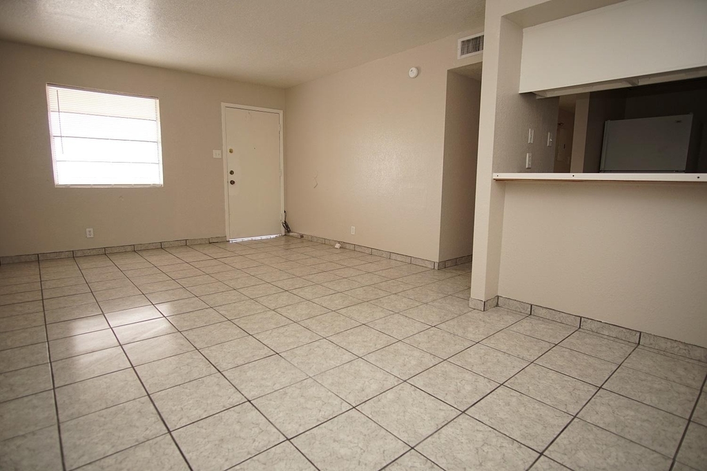 4700 Maxwell Avenue - Photo 1