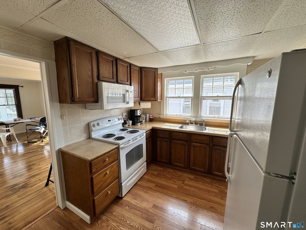128 Grove Place - Photo 1