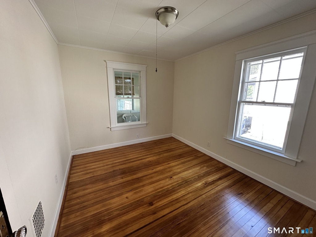 128 Grove Place - Photo 7
