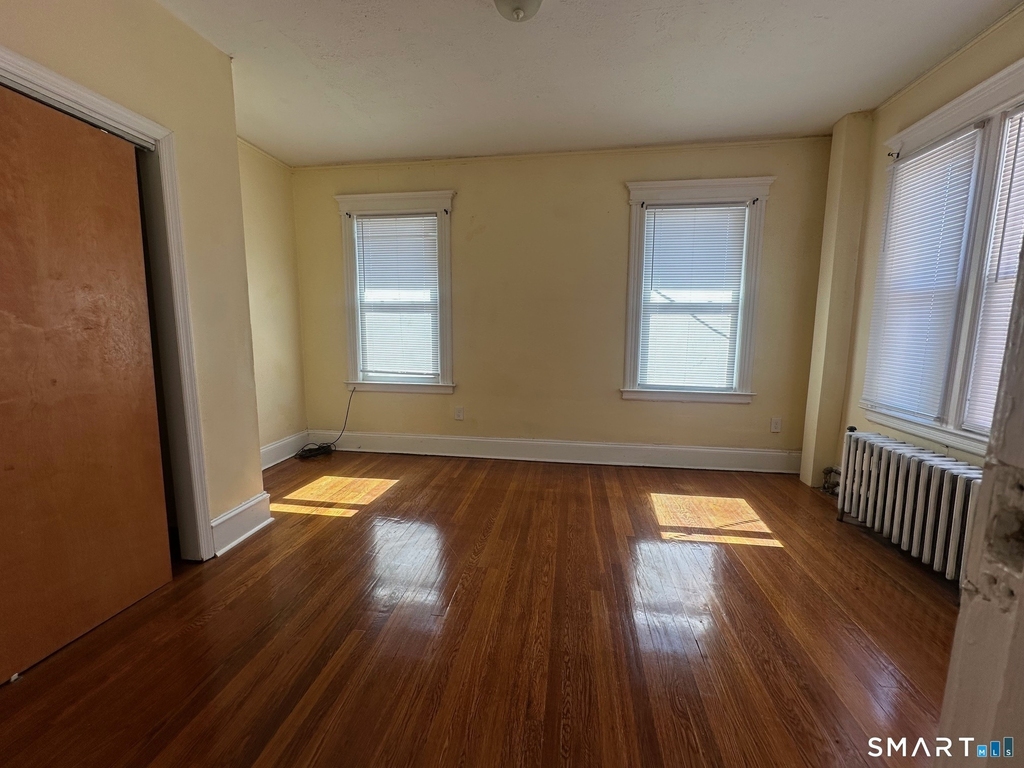 146 Adams Street - Photo 5
