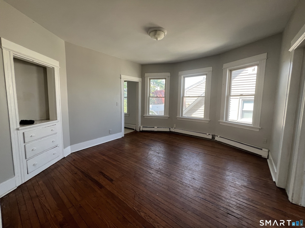 31-33 Hillhouse Avenue - Photo 8
