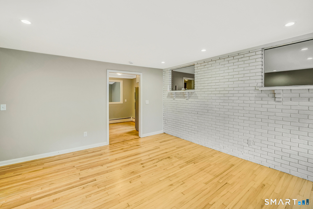 71 Devonwood Drive - Photo 0