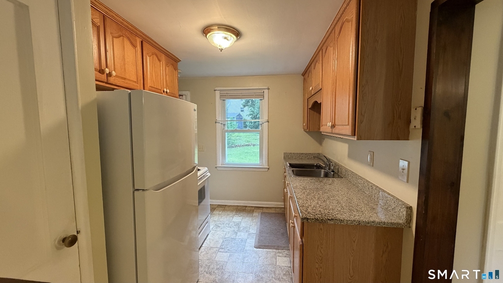 227 Spencer Street - Photo 5