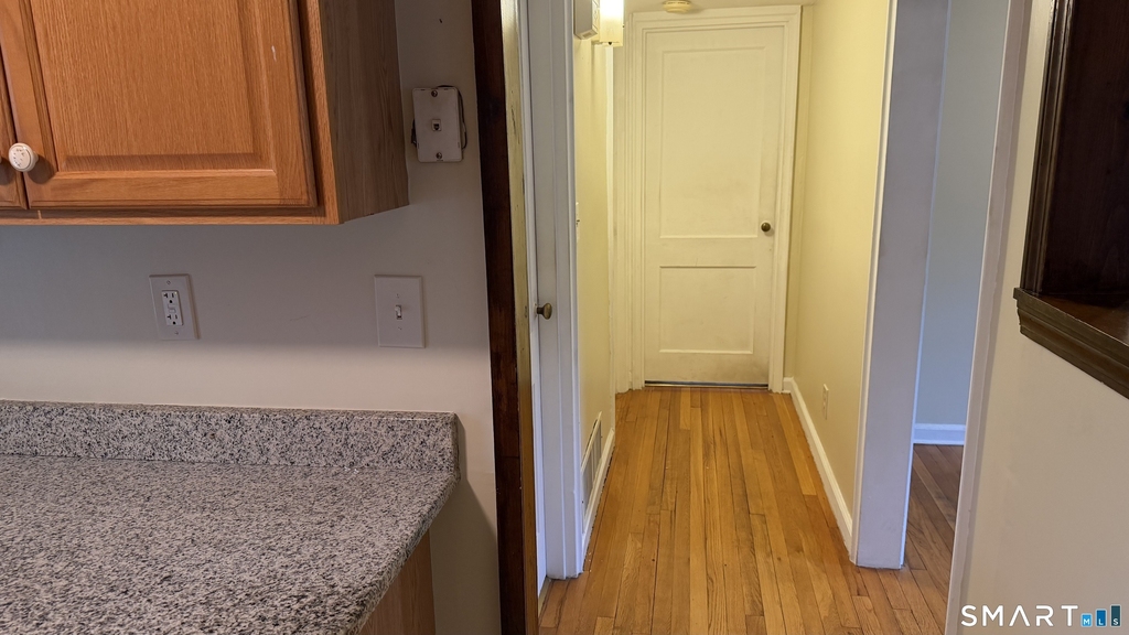 227 Spencer Street - Photo 8