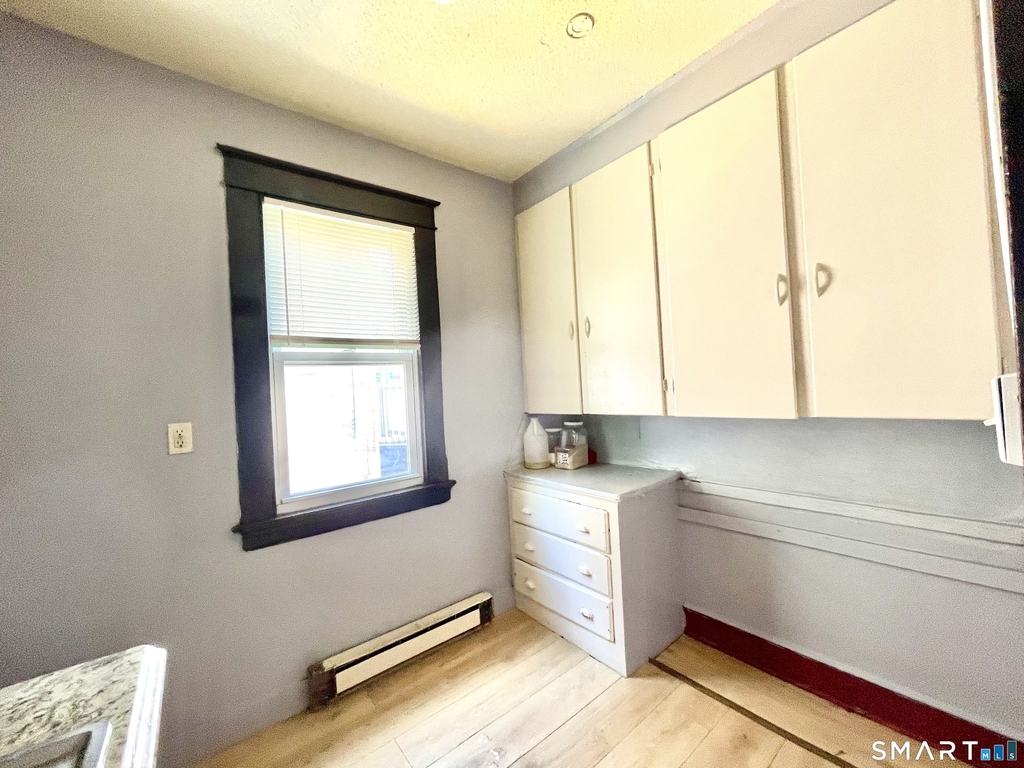 146 Charles Street - Photo 10