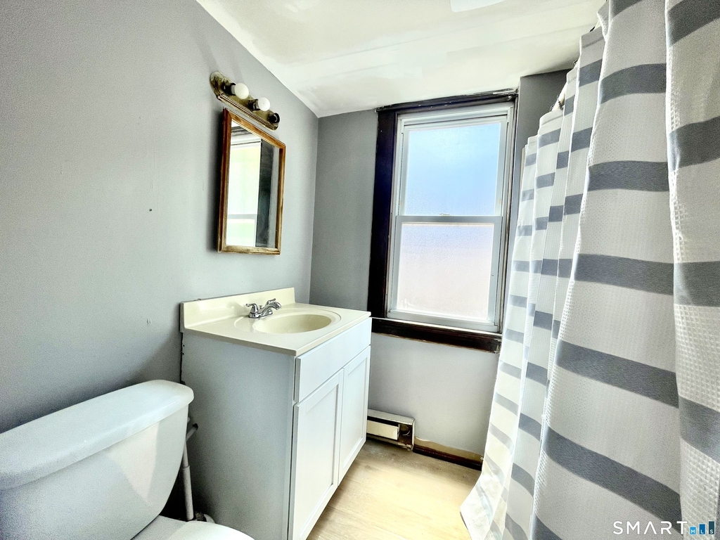 146 Charles Street - Photo 7