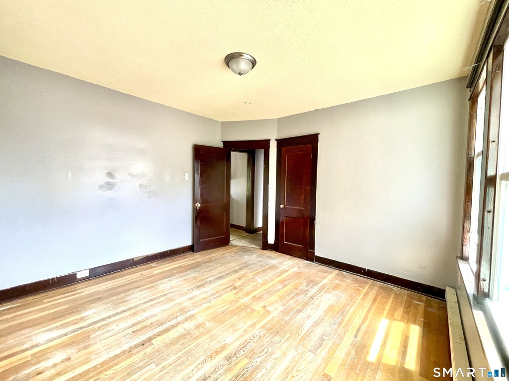 146 Charles Street - Photo 18
