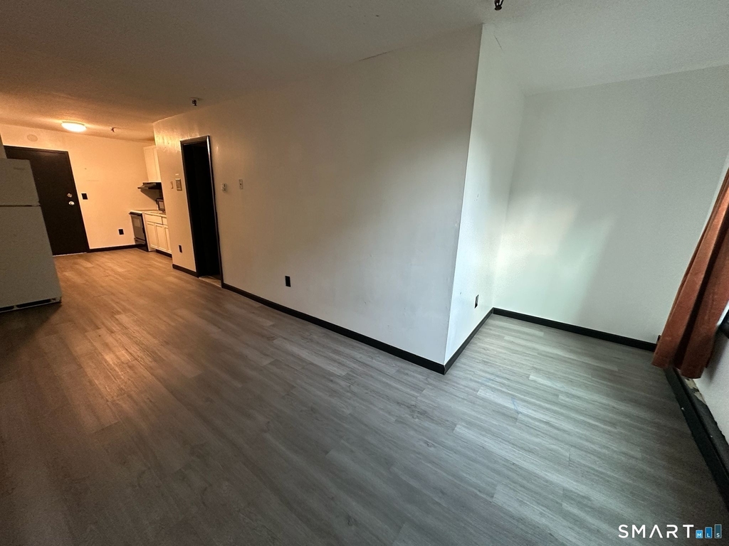 1660 Main Street - Photo 7