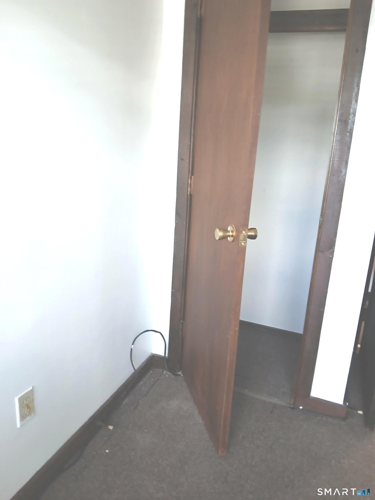 198 Meriden Road - Photo 5
