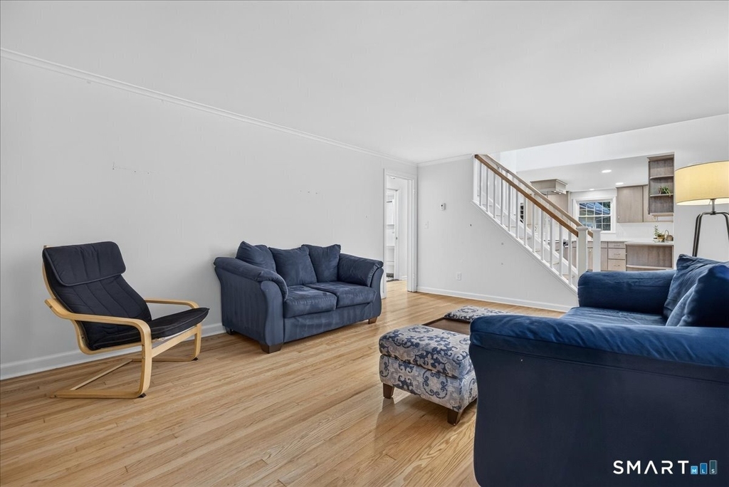 45 Richmond Avenue - Photo 1