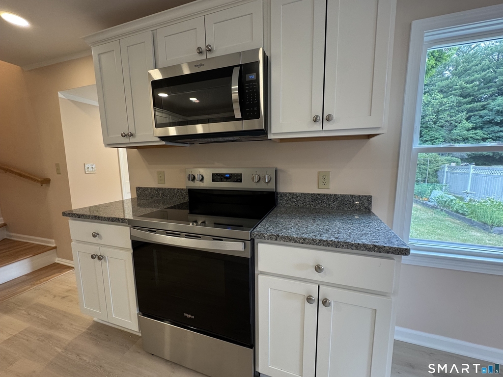 44 Main Street - Photo 4