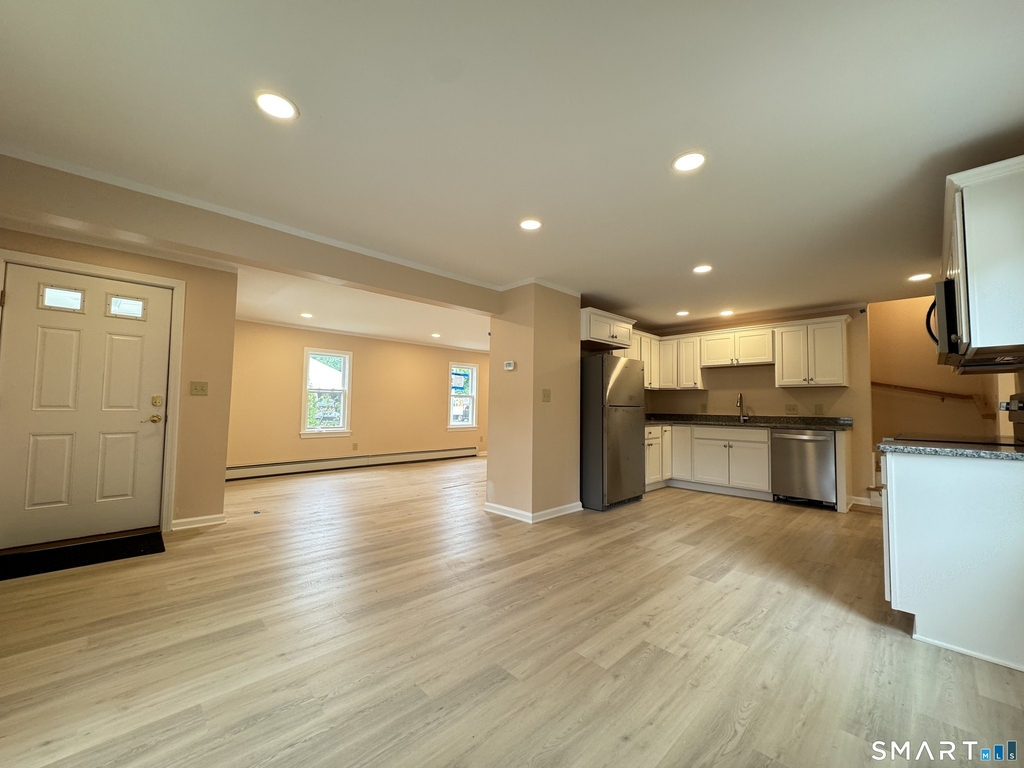 44 Main Street - Photo 11