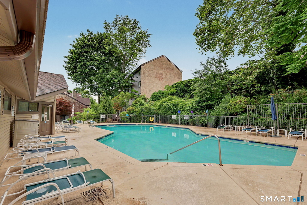 2289 Bedford Street - Photo 22