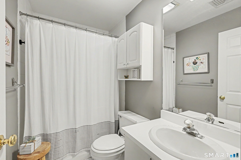 2289 Bedford Street - Photo 18