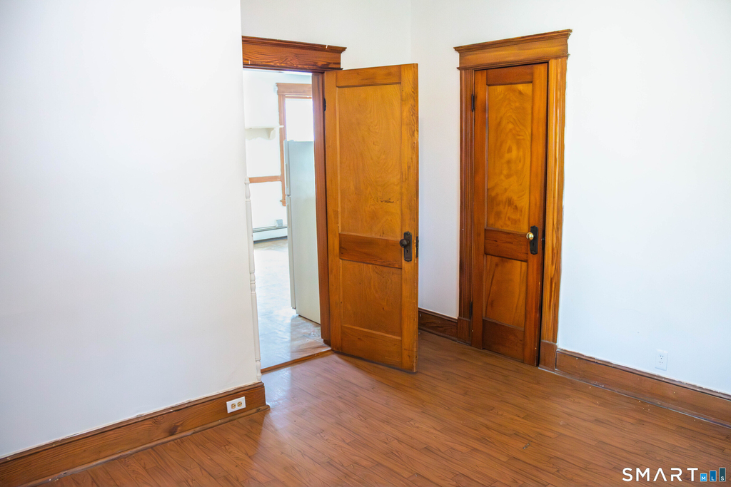 405 Wilson Street - Photo 5