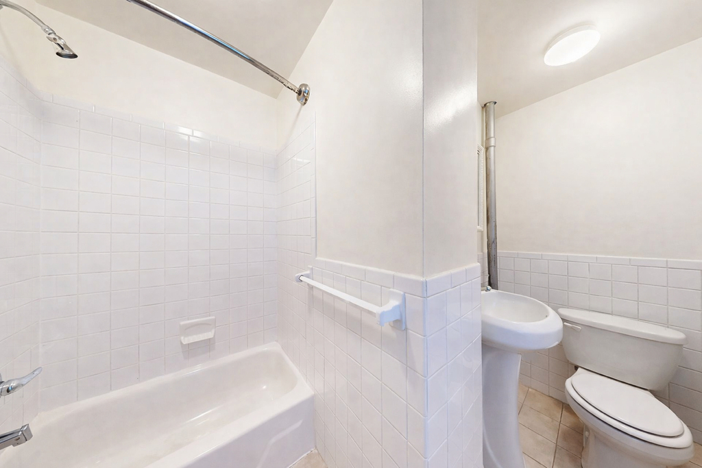 328 East 14th Street - Photo 2