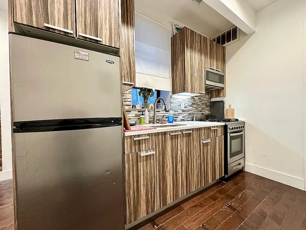 316 Patchen Avenue - Photo 1