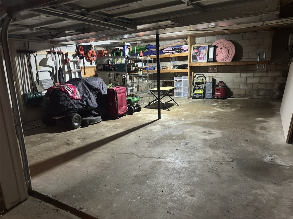 1376 Pheasant Circle - Photo 12