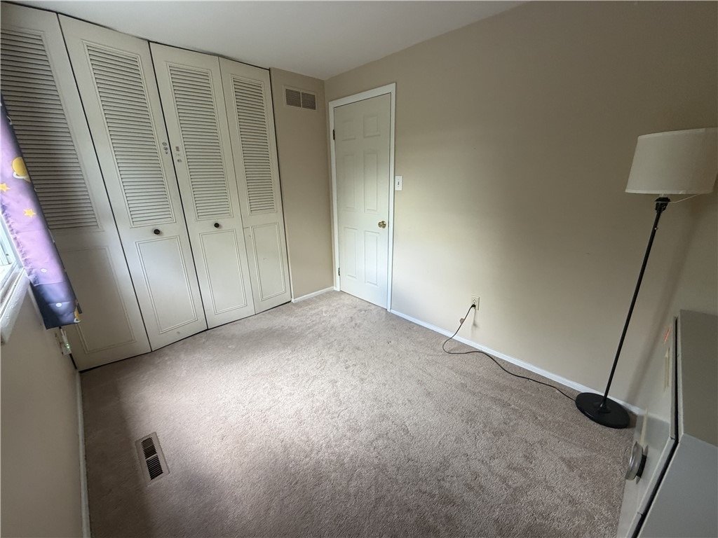 1376 Pheasant Circle - Photo 9