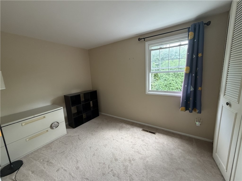 1376 Pheasant Circle - Photo 10