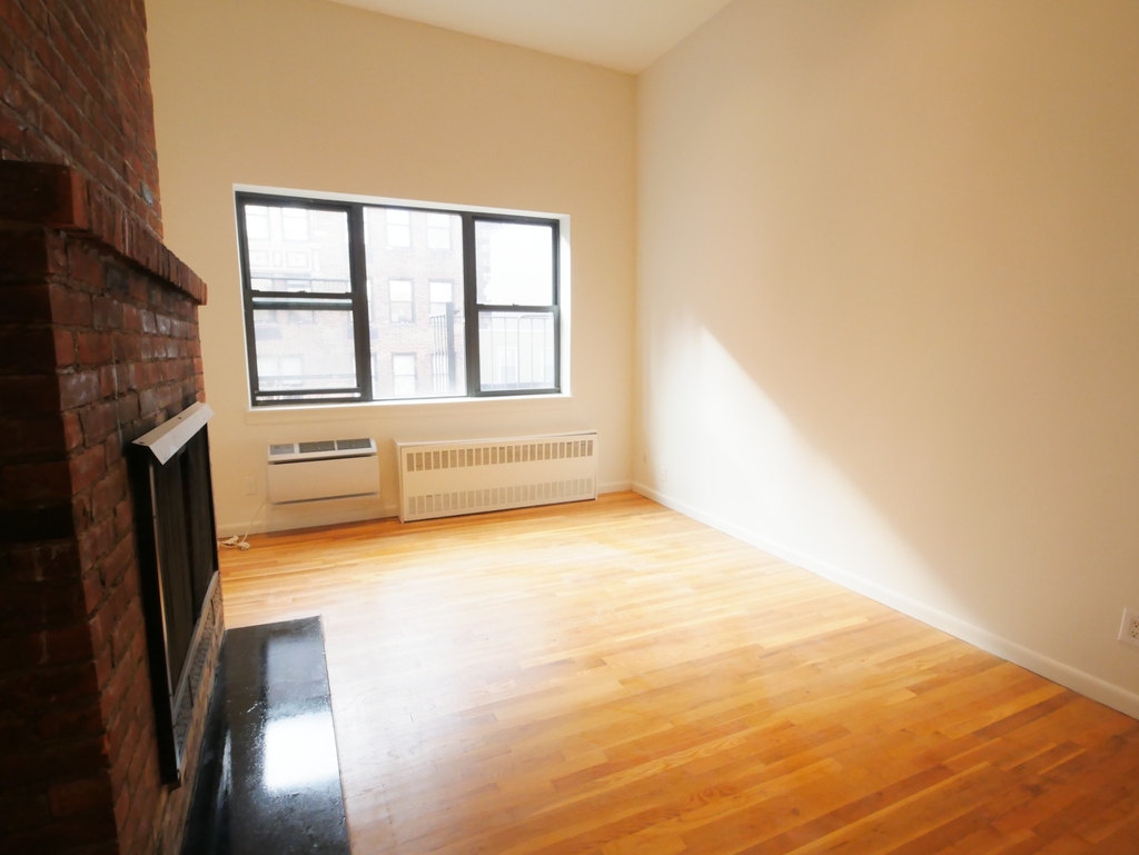 213 East 73rd Street - Photo 4