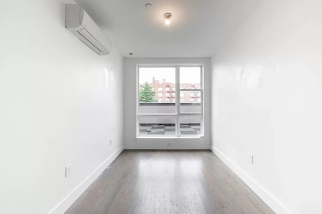 254 East 28th Street - Photo 6