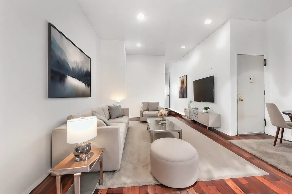 254 East 28th Street - Photo 7