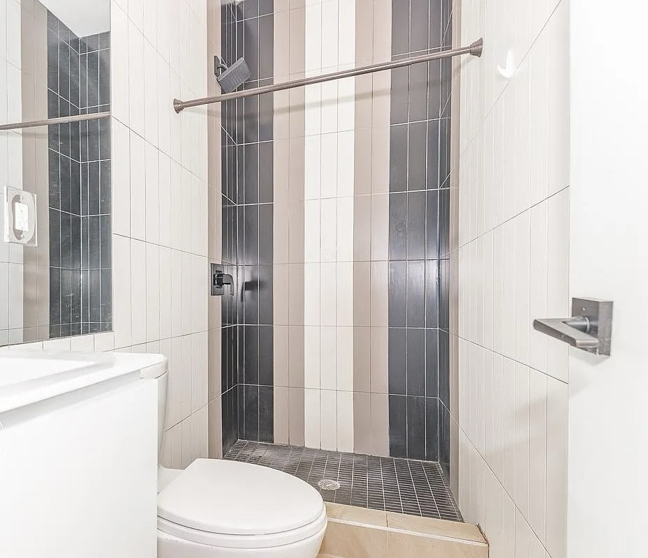 854 Greene Avenue - Photo 6