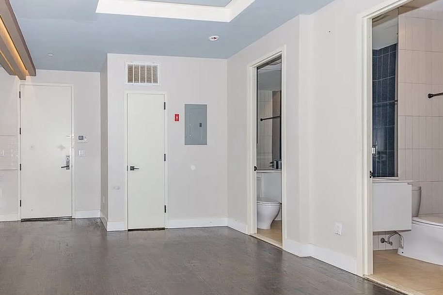 854 Greene Avenue - Photo 4
