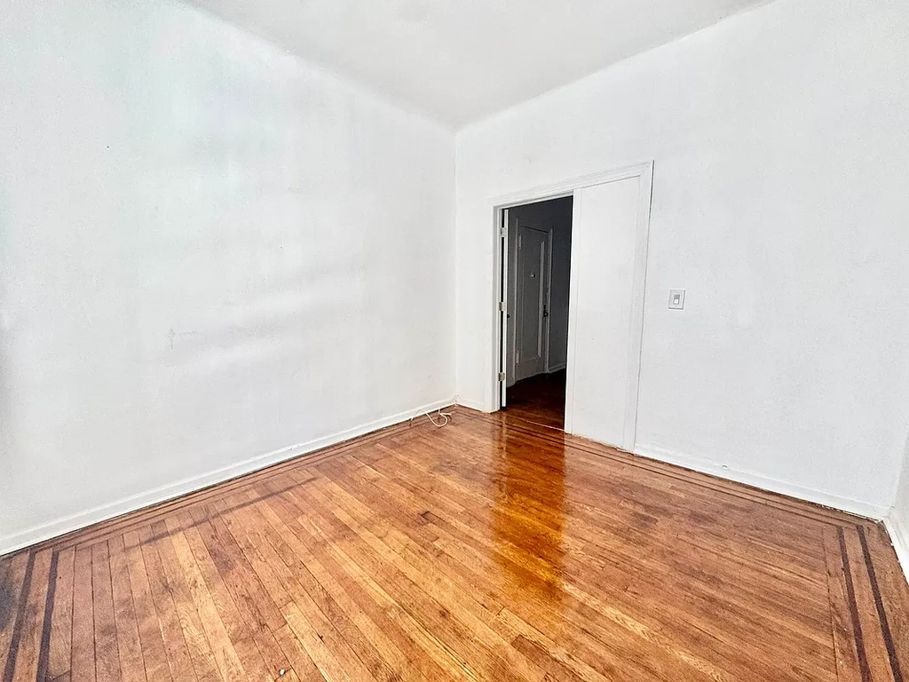 E. 109th Street - Photo 2