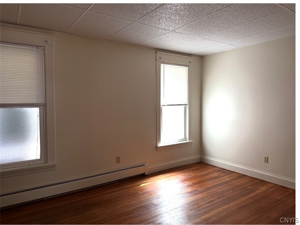 442 Main Street - Photo 3