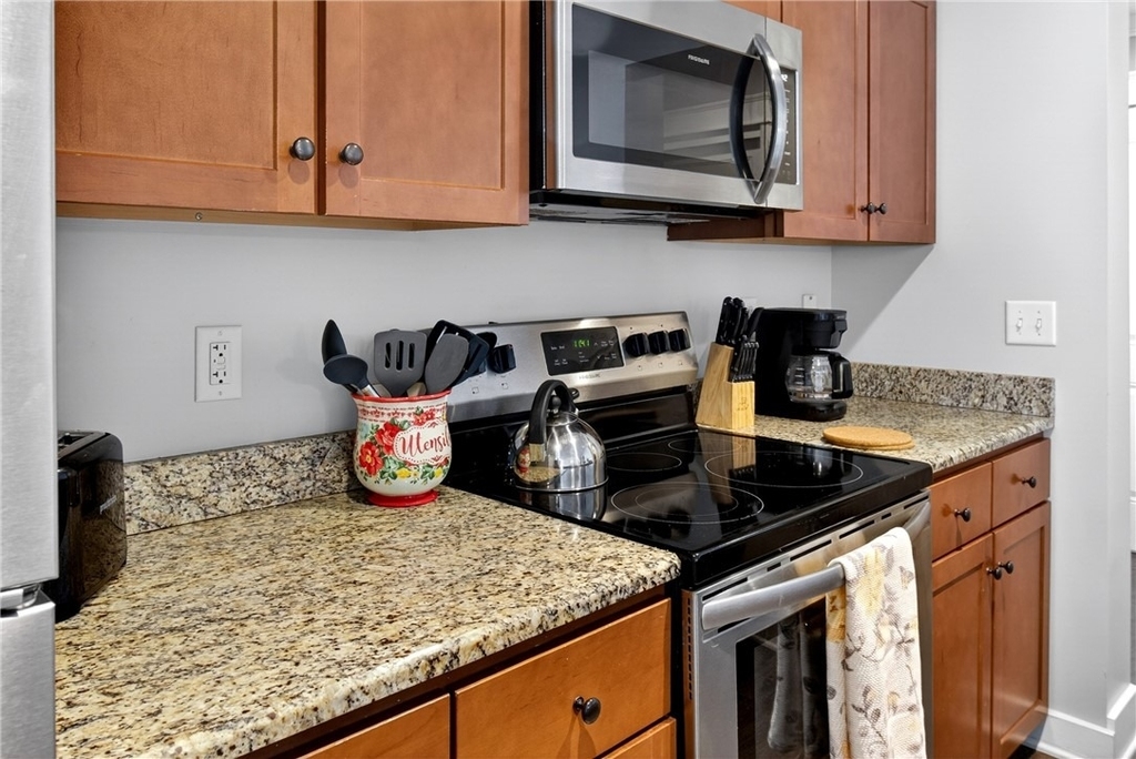 681 High Street - Photo 9