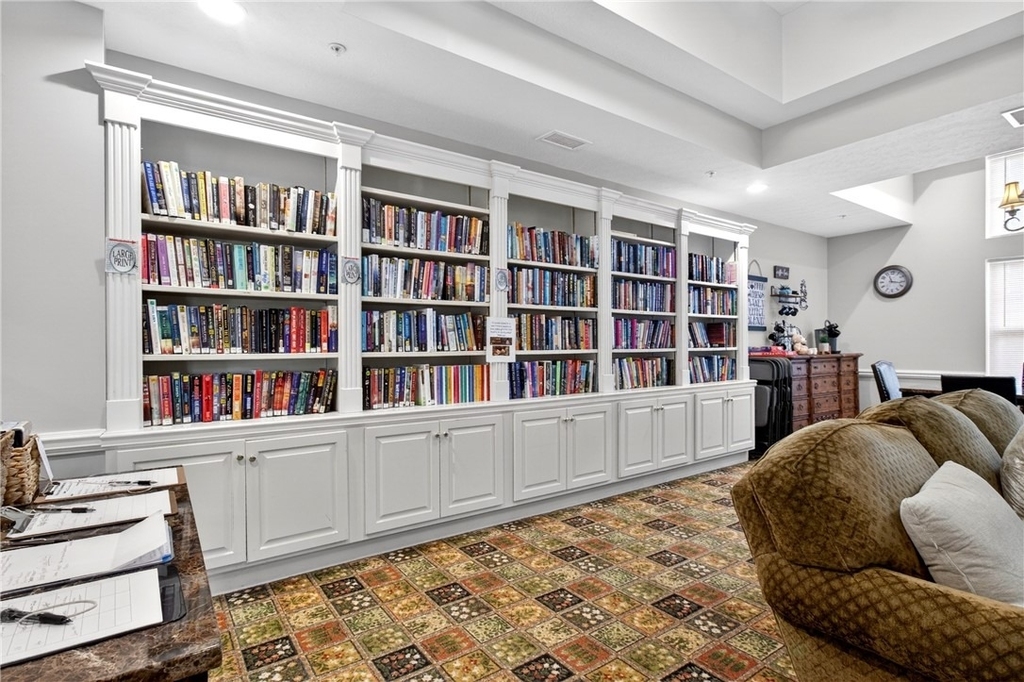 681 High Street - Photo 37