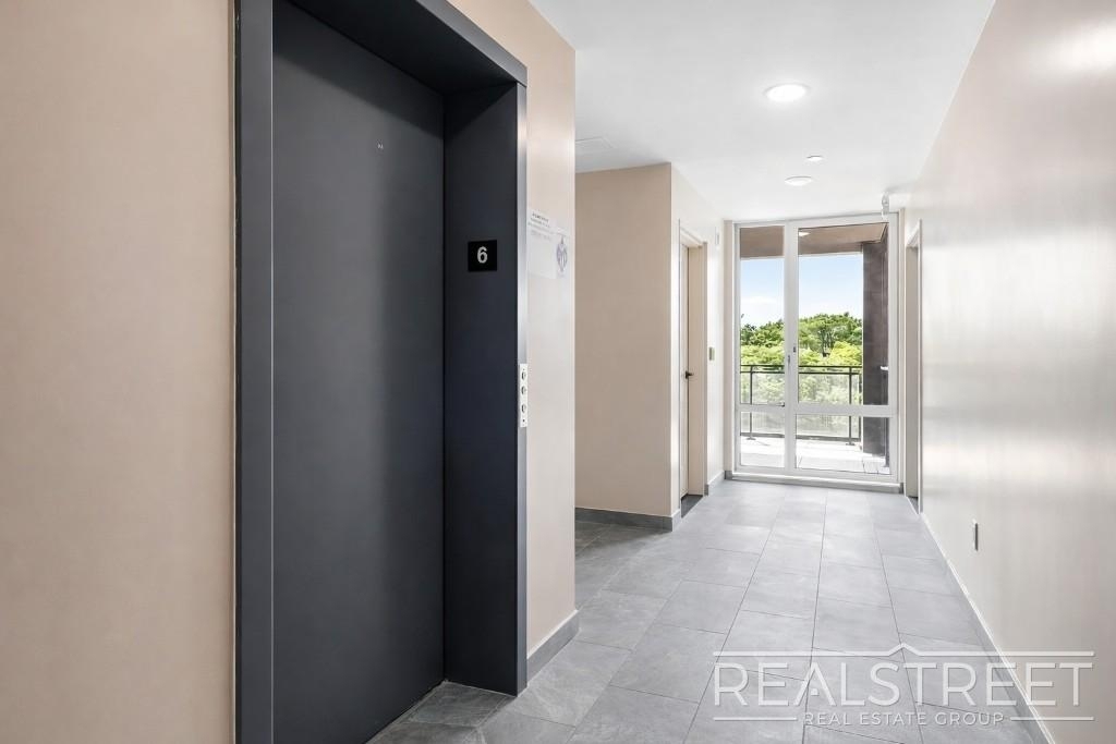 105 Rogers Avenue - Photo 17