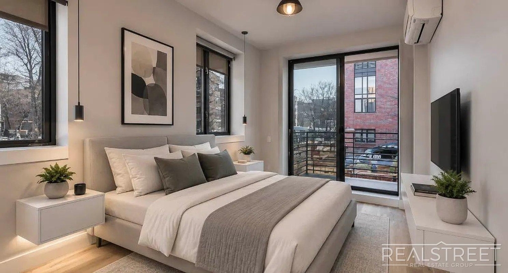 185 Leonard Street - Photo 4