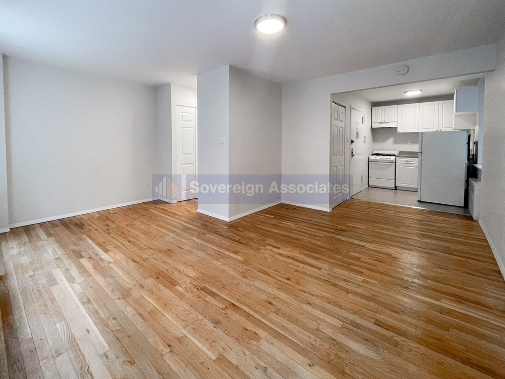 953 Amsterdam Avenue - Photo 1