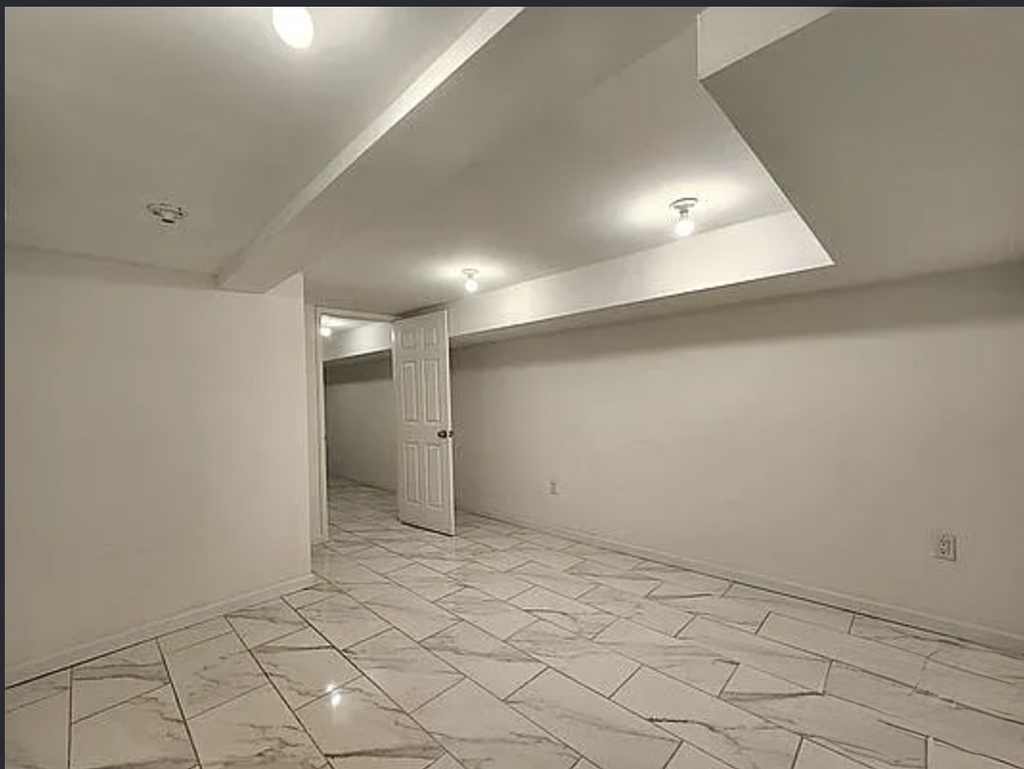 32 Woodbine Street - Photo 6