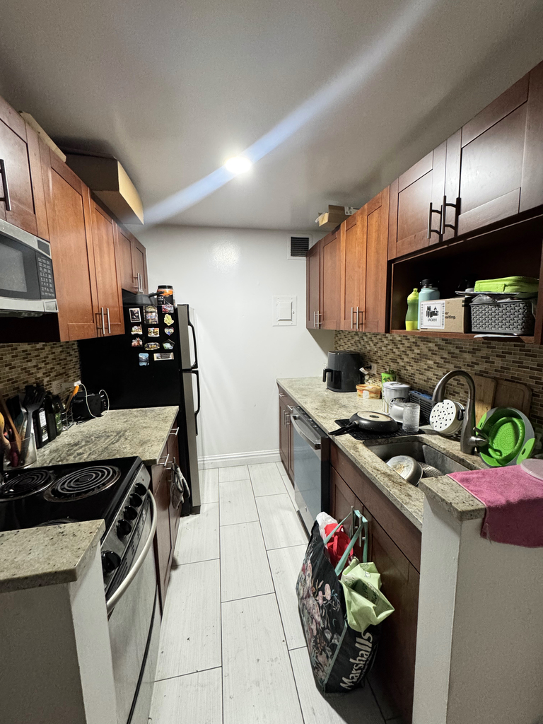 50 West 34th Street - Photo 2