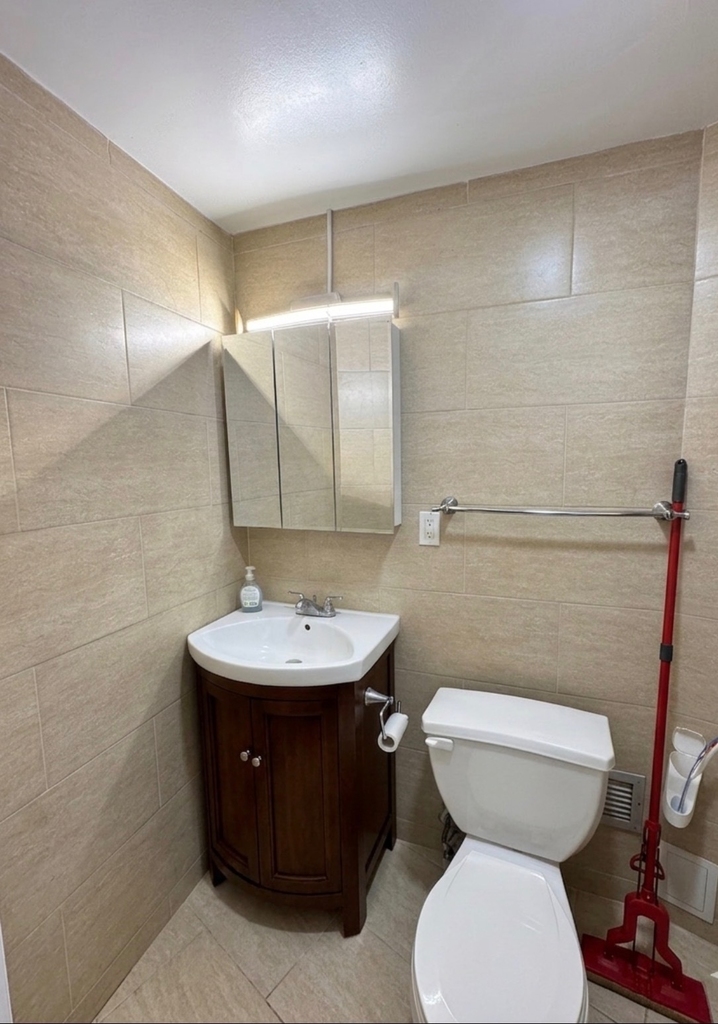 50 West 34th Street - Photo 3
