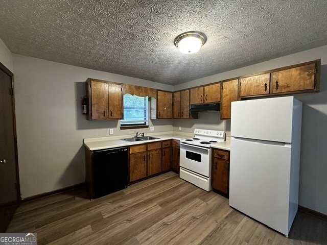118 Michele Place - Photo 0