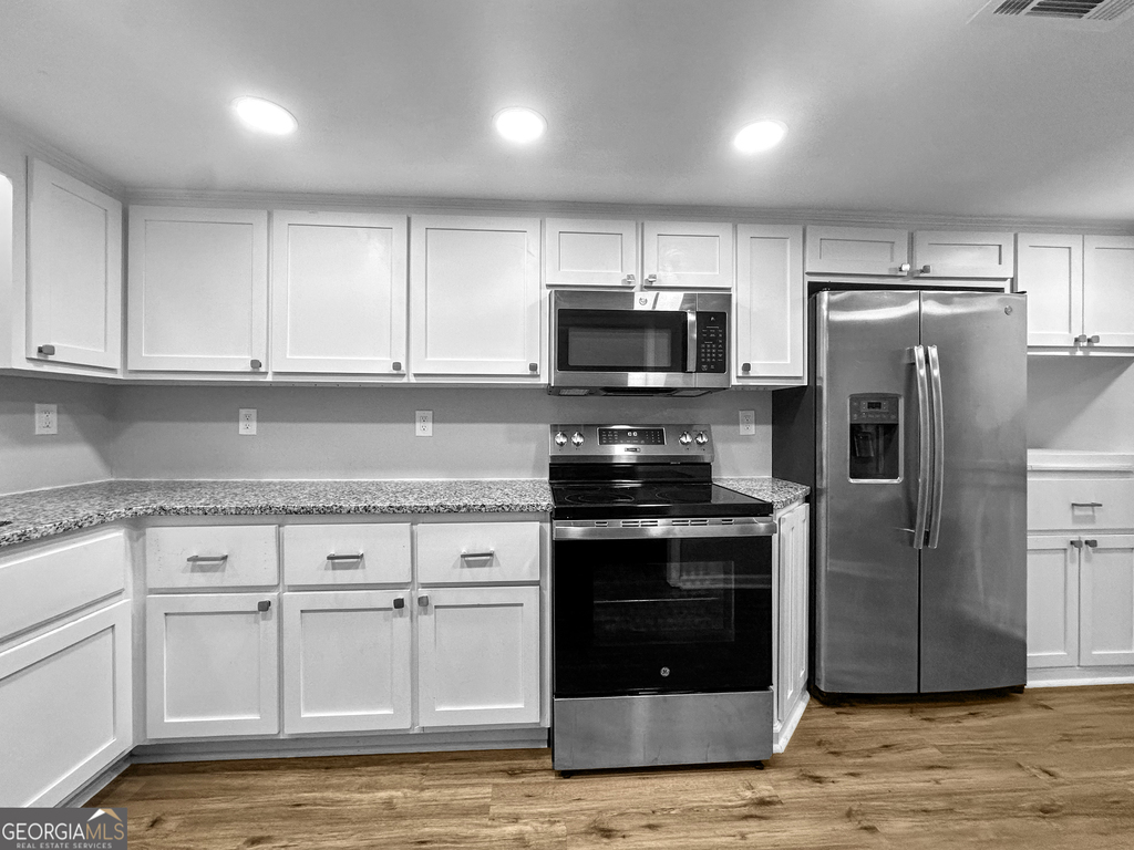 608 Silver Trace Court - Photo 5