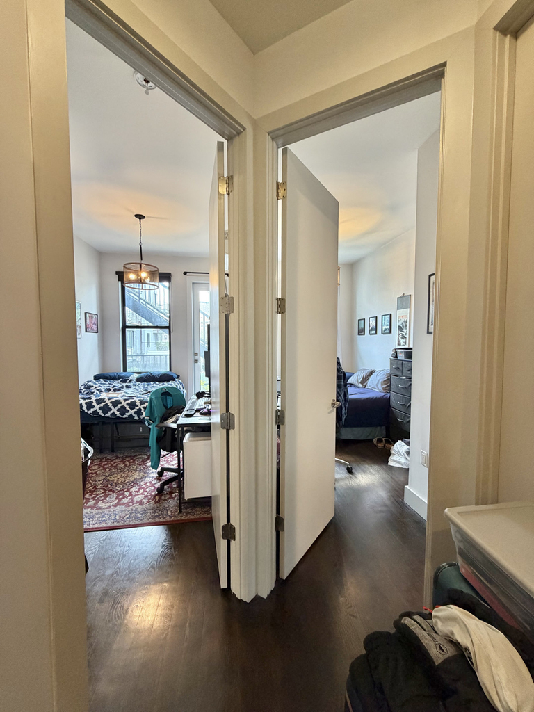 376 Graham Avenue - Photo 7