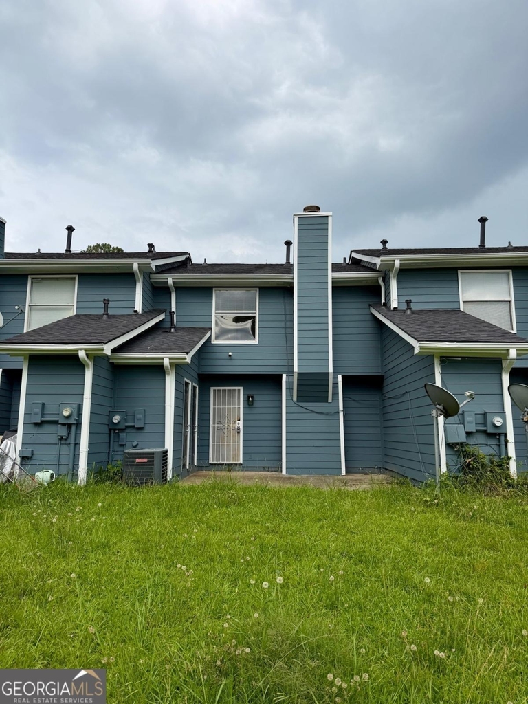 8513 Pineland Drive - Photo 1