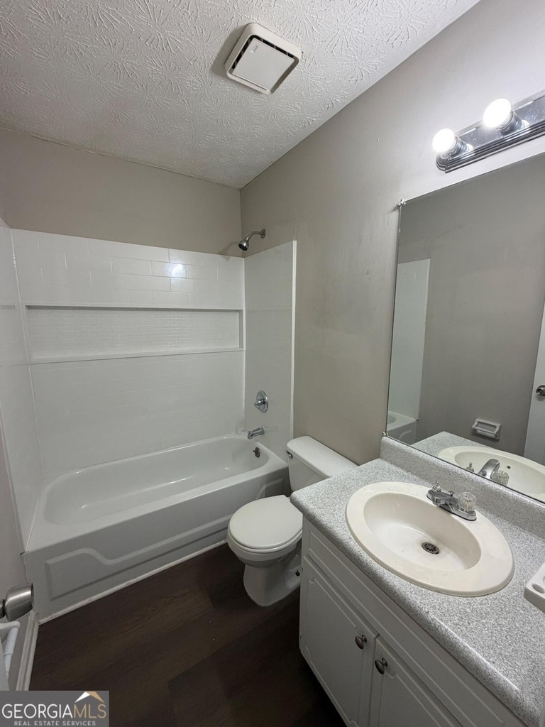 8513 Pineland Drive - Photo 10