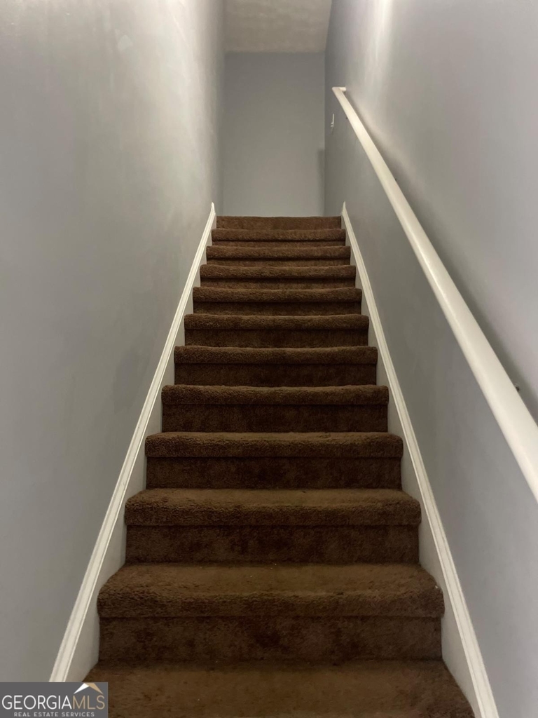 6316 Ellenwood Drive - Photo 10