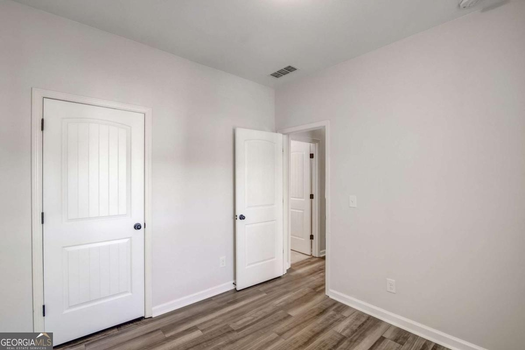 544 Oakside Place - Photo 16