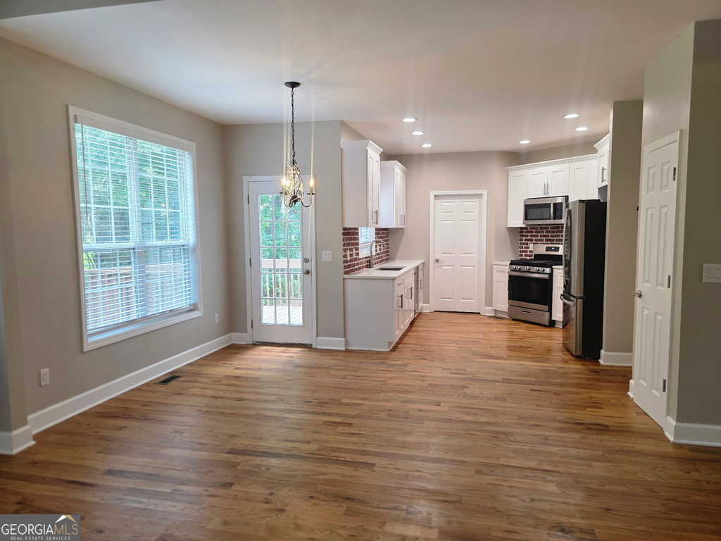 2257 Roseberry Lane - Photo 9